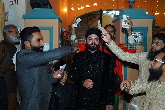 Haris & Zunaira Barat 00209