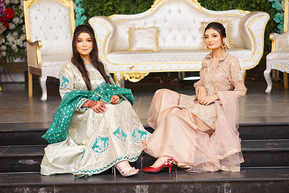 Haris & Zunaira Walima 00125