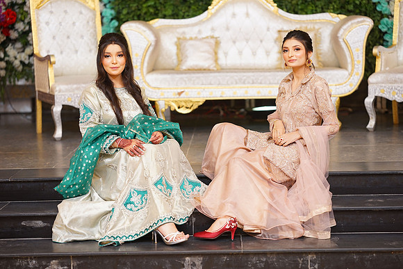 Haris & Zunaira Walima 00126