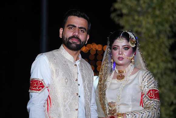 Azhar & Ayesha 00073