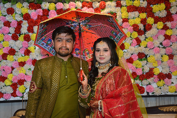 Usama & Bisma Mehndi 00086