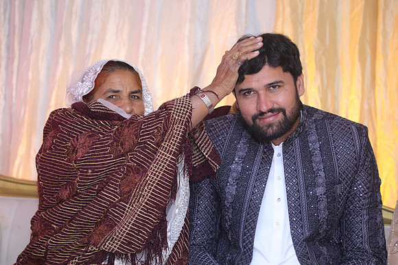 Ibrar & Aleena Mehndi 00154