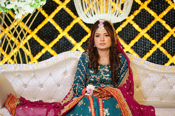 Ayesha & Arslan Mehndi 00005