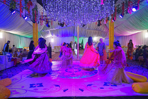 Ayesha & Arslan Mehndi 00136