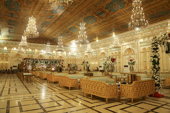 Almas Barat at Grand Empire 00005