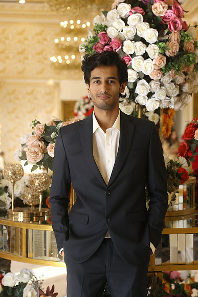 Almas Barat at Grand Empire 00089