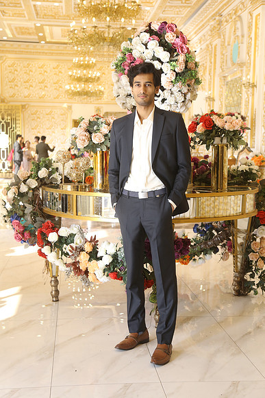 Almas Barat at Grand Empire 00091