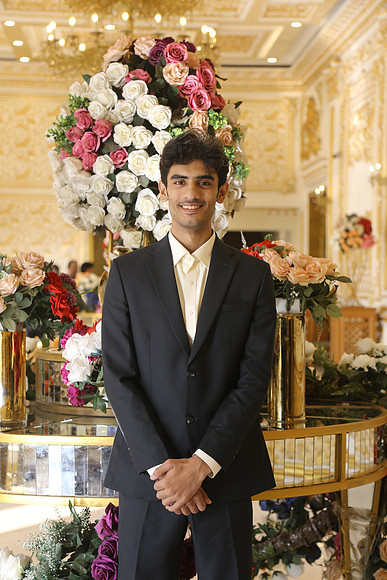 Almas Barat at Grand Empire 00097