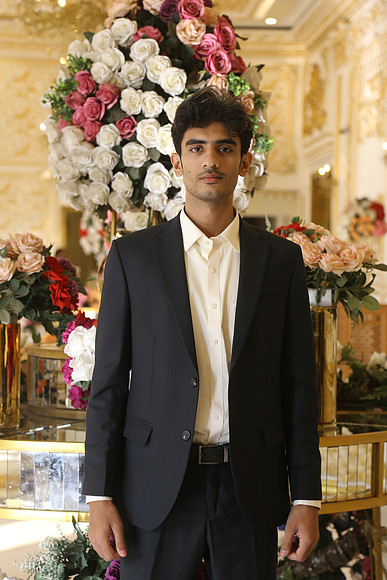 Almas Barat at Grand Empire 00101