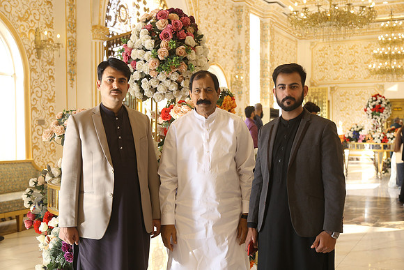 Almas Barat at Grand Empire 00103