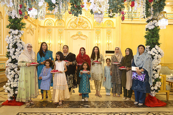 Almas Barat at Grand Empire 00106