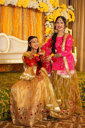 Usman & Asma Mehndi 00056