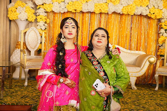 Usman & Asma Mehndi 00149