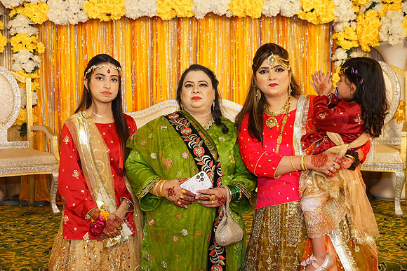 Usman & Asma Mehndi 00157