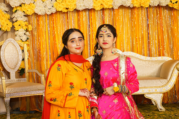 Usman & Asma Mehndi 00174