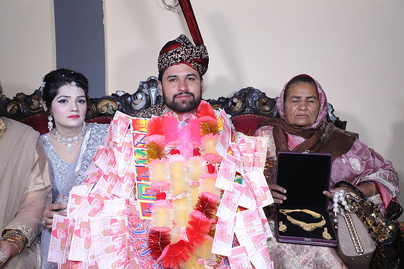 Ibrar & Aleena Barat 00211