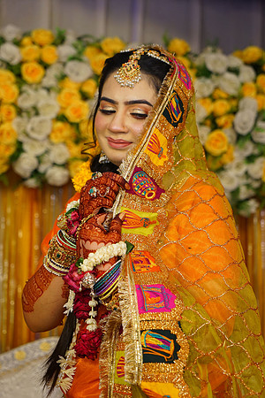 Rafiya & Fahad Mehndi 00063
