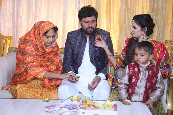 Ibrar & Aleena Mehndi 00189