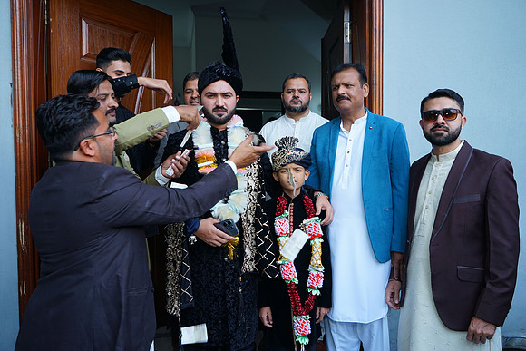 Usman & Asma Barat 00019