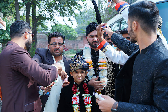 Usman & Asma Barat 00027