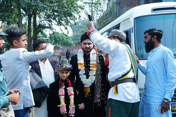Usman & Asma Barat 00032