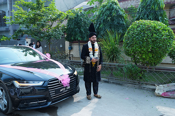 Usman & Asma Barat 00047