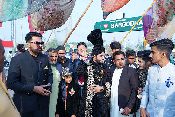 Usman & Asma Barat 00073