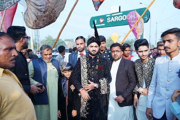 Usman & Asma Barat 00074