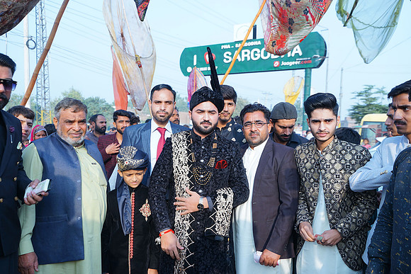 Usman & Asma Barat 00078