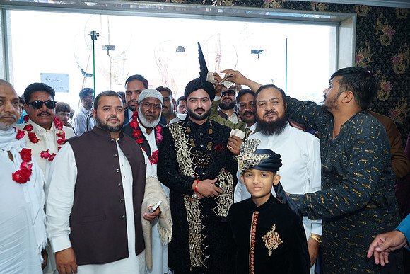Usman & Asma Barat 00108