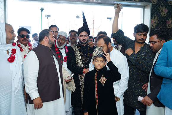 Usman & Asma Barat 00109