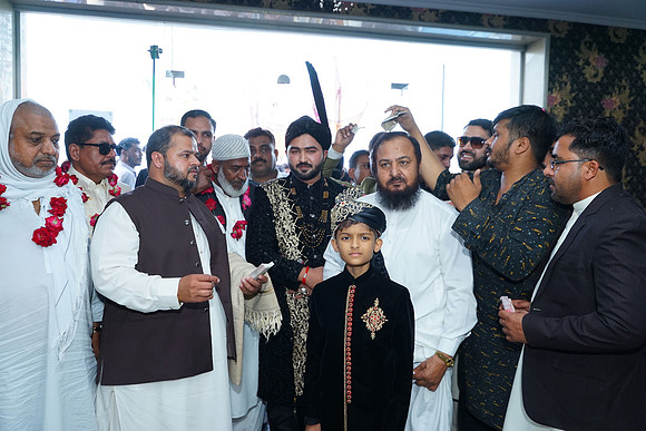 Usman & Asma Barat 00110