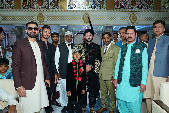 Usman & Asma Barat 00134