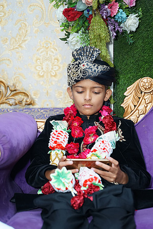 Usman & Asma Barat 00144