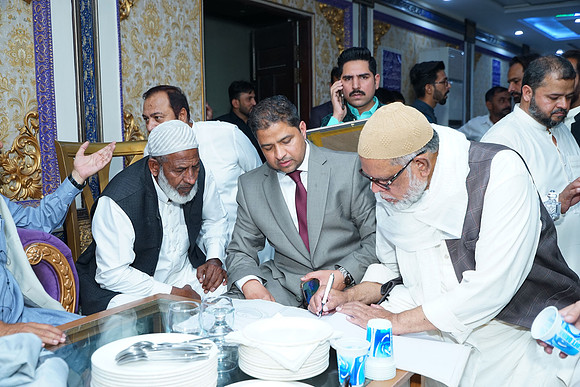Usman & Asma Barat 00157