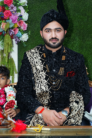 Usman & Asma Barat 00162