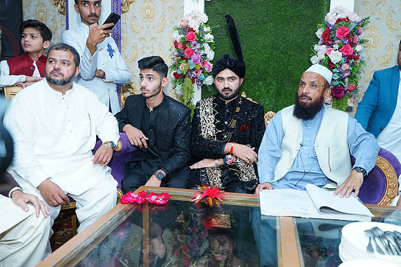 Usman & Asma Barat 00188