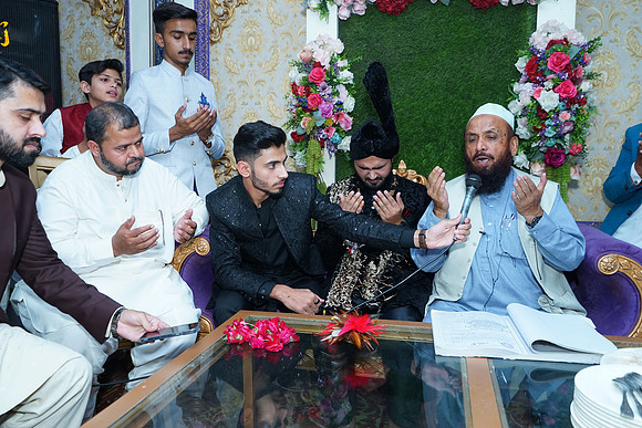 Usman & Asma Barat 00203