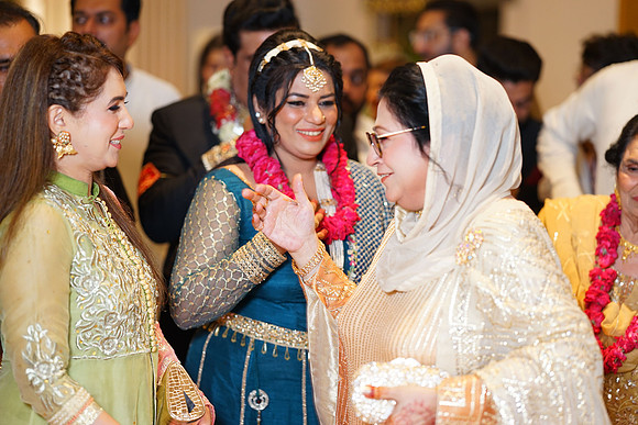 Ammara & Azeem Barat 00173