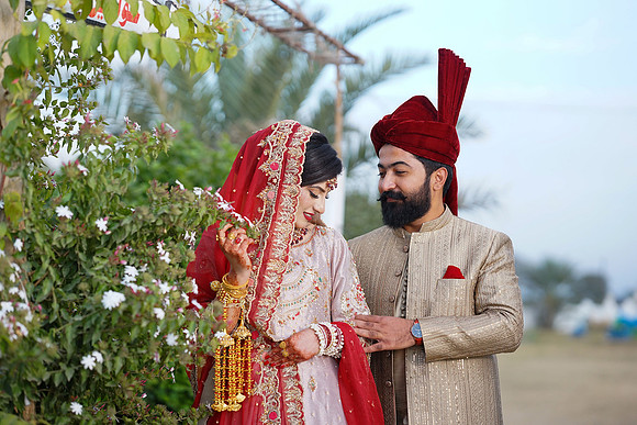 Uzair & Faria Barat 00195