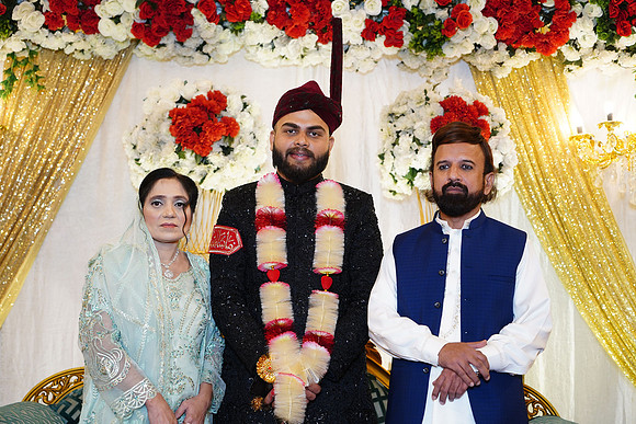 Haris & Ayesha Barat 00168
