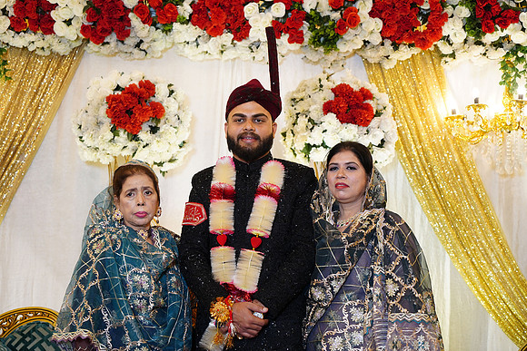 Haris & Ayesha Barat 00169