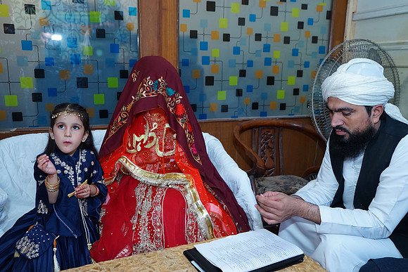 Shahbaz & Gulzeb Barat 00168