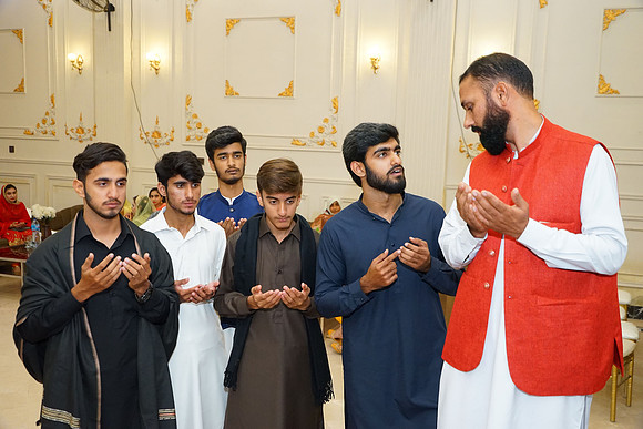 Shahbaz & Gulzeb Barat 00208