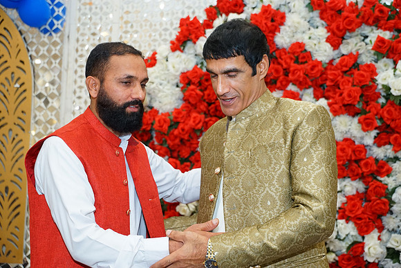 Shahbaz & Gulzeb Barat 00221