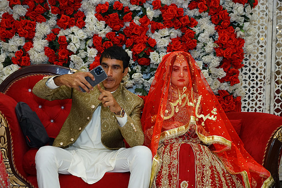 Shahbaz & Gulzeb Barat 00280