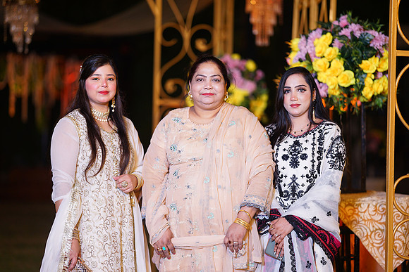 Ammara & Azeem Mehndi 00152