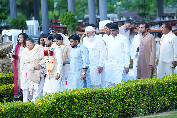 Azhar & Ayesha 00125