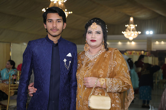 Ibrar & Aleena Barat 00273