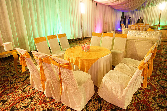 Ayesha & Arslan Mehndi 00047